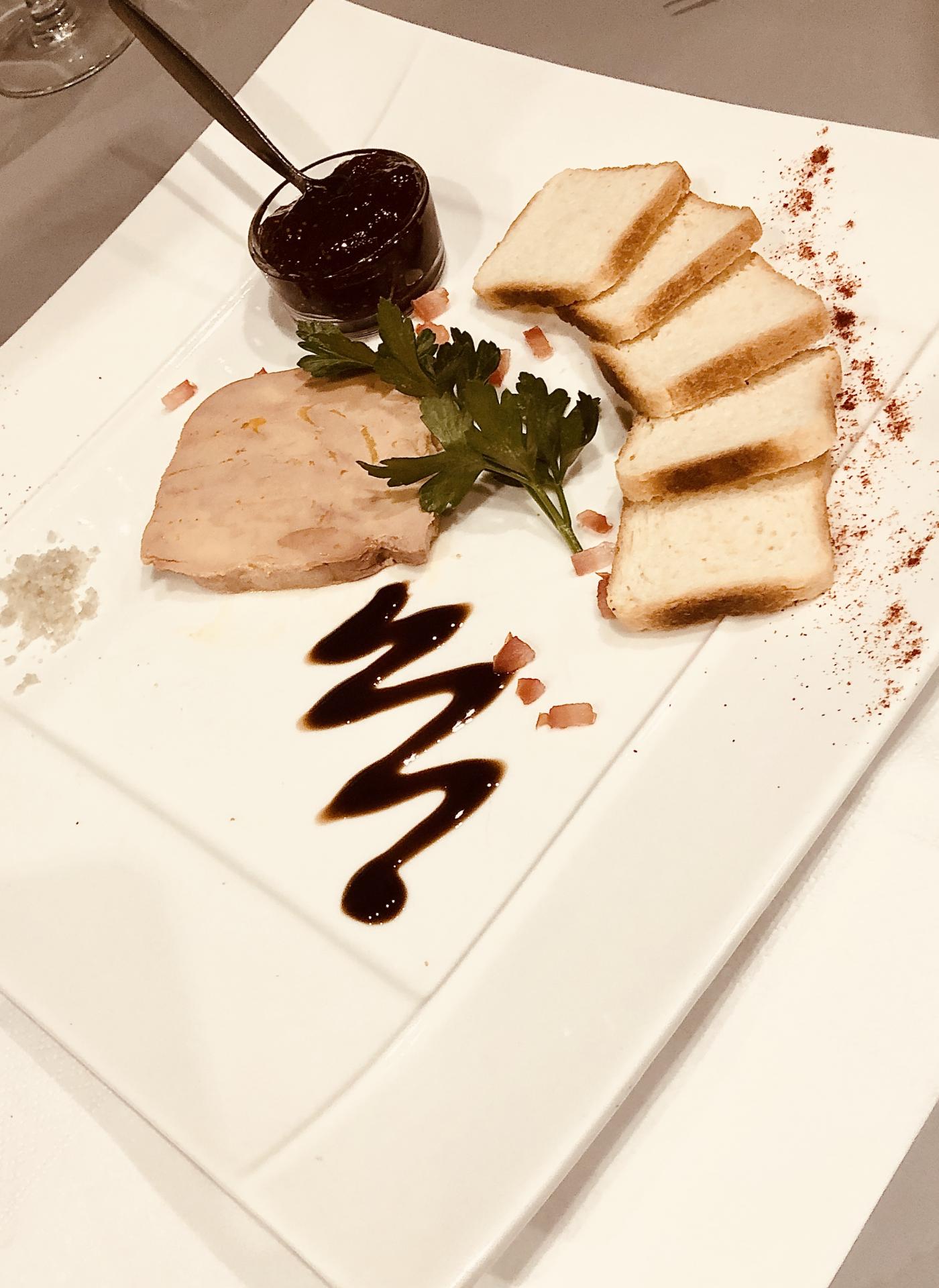 Foie Gras au Sauterne & compotée de Figues